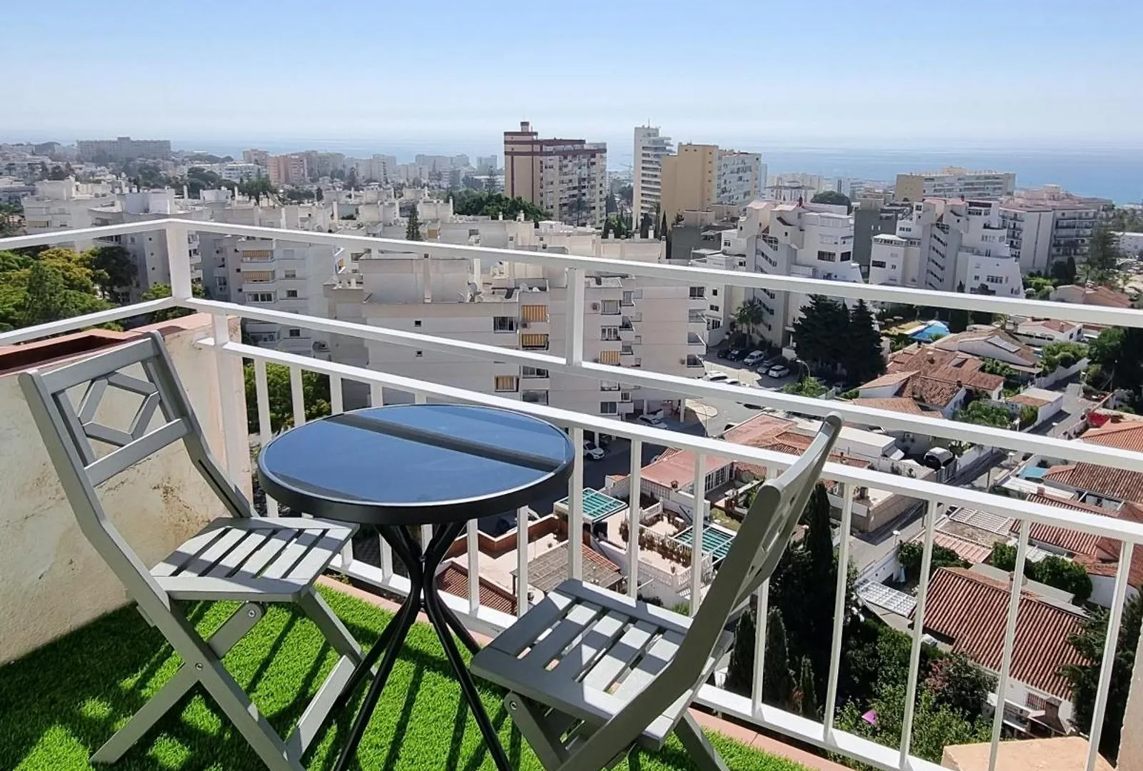 Acuario Moderno Estudio Vistas Al Mar بينالماذينا